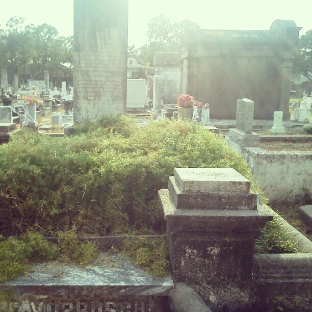Valence graveyard